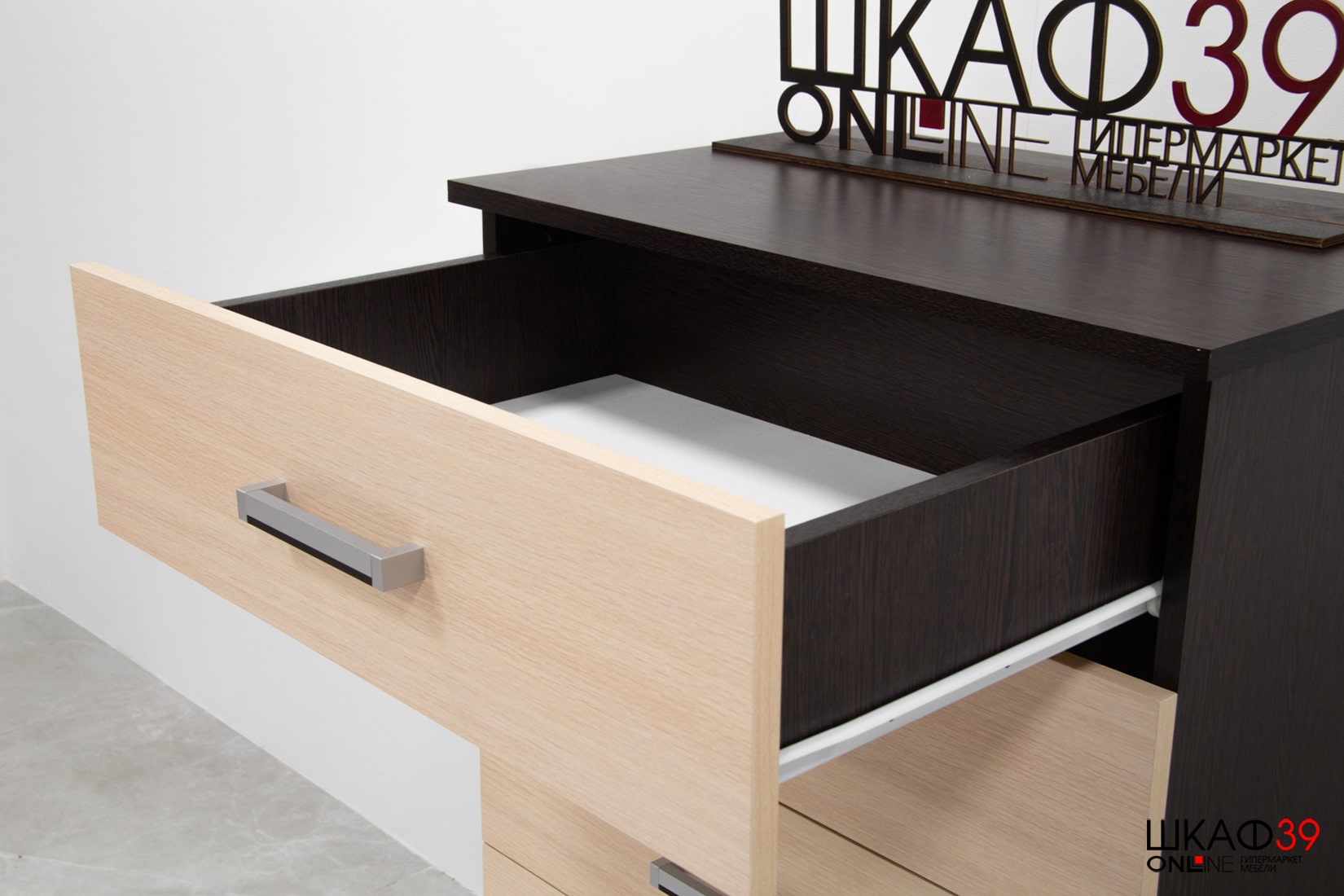 Комод высокий Катрин 4, венге/дуб молочный