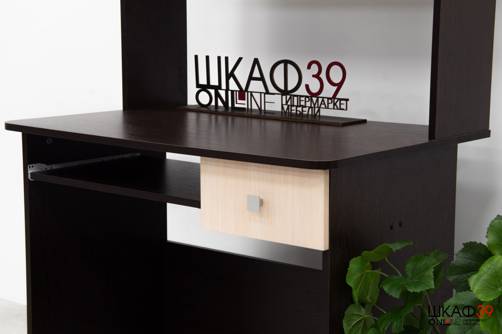 Стол компьютерный Грета-4, венге