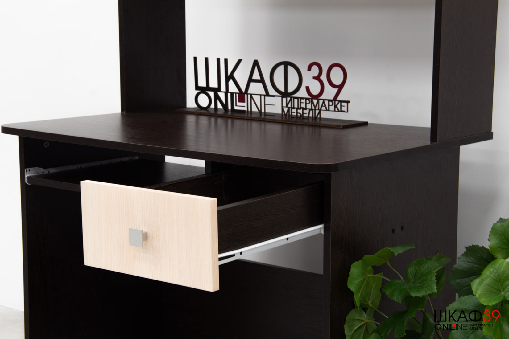 Стол компьютерный Грета-4, венге