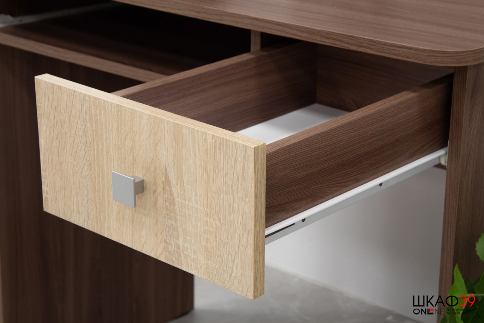 Стол компьютерный Грета-4, ясень шимо