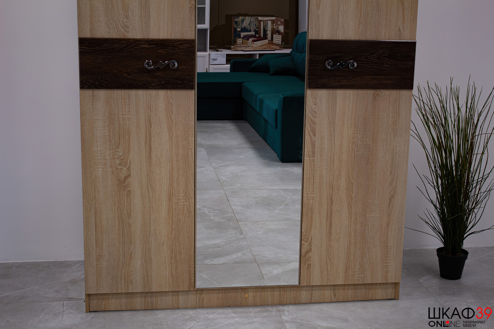 Шкаф 3-х створчатый Мадлен (Дуб шале мореный)