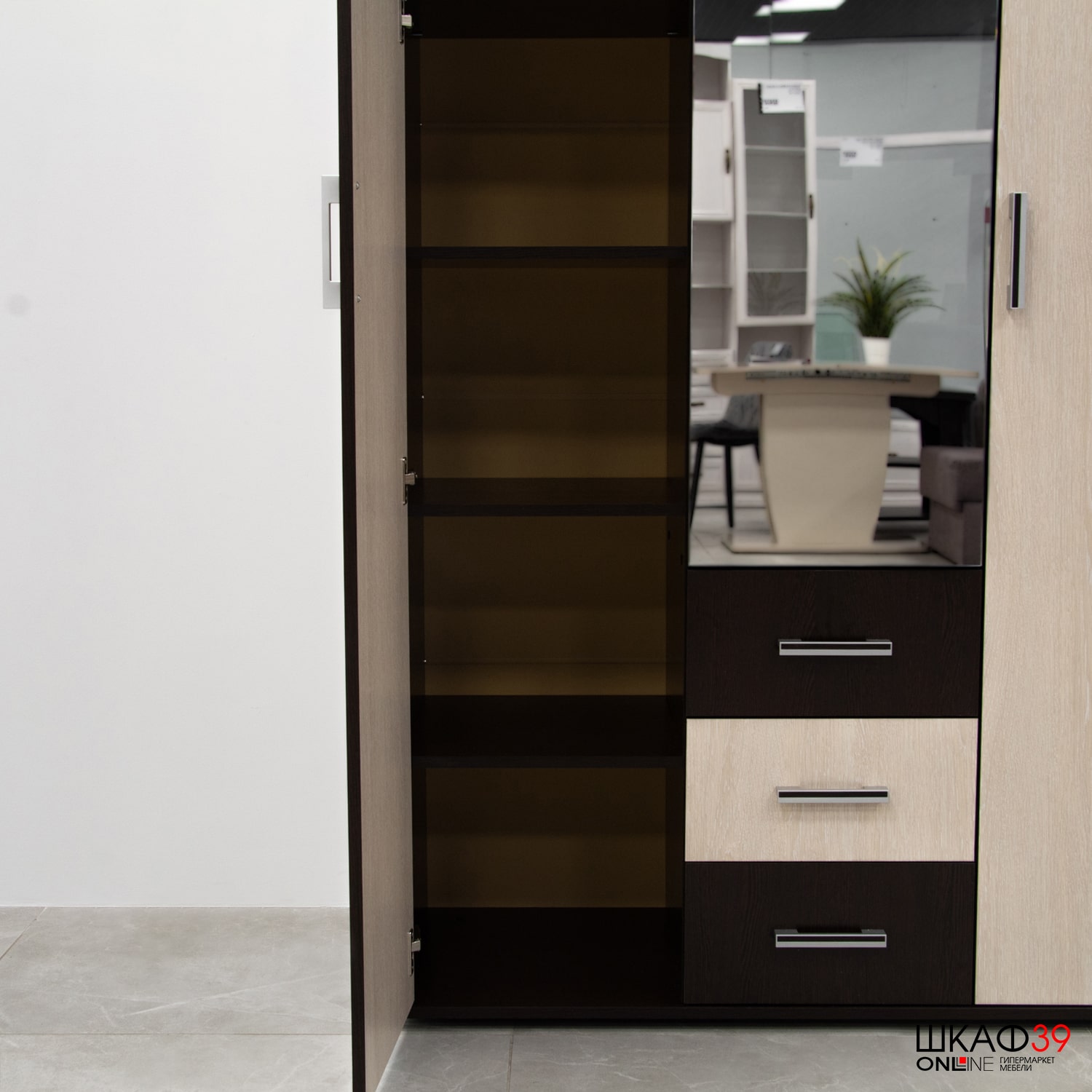 Шкаф 3-х дверный Белла, венге