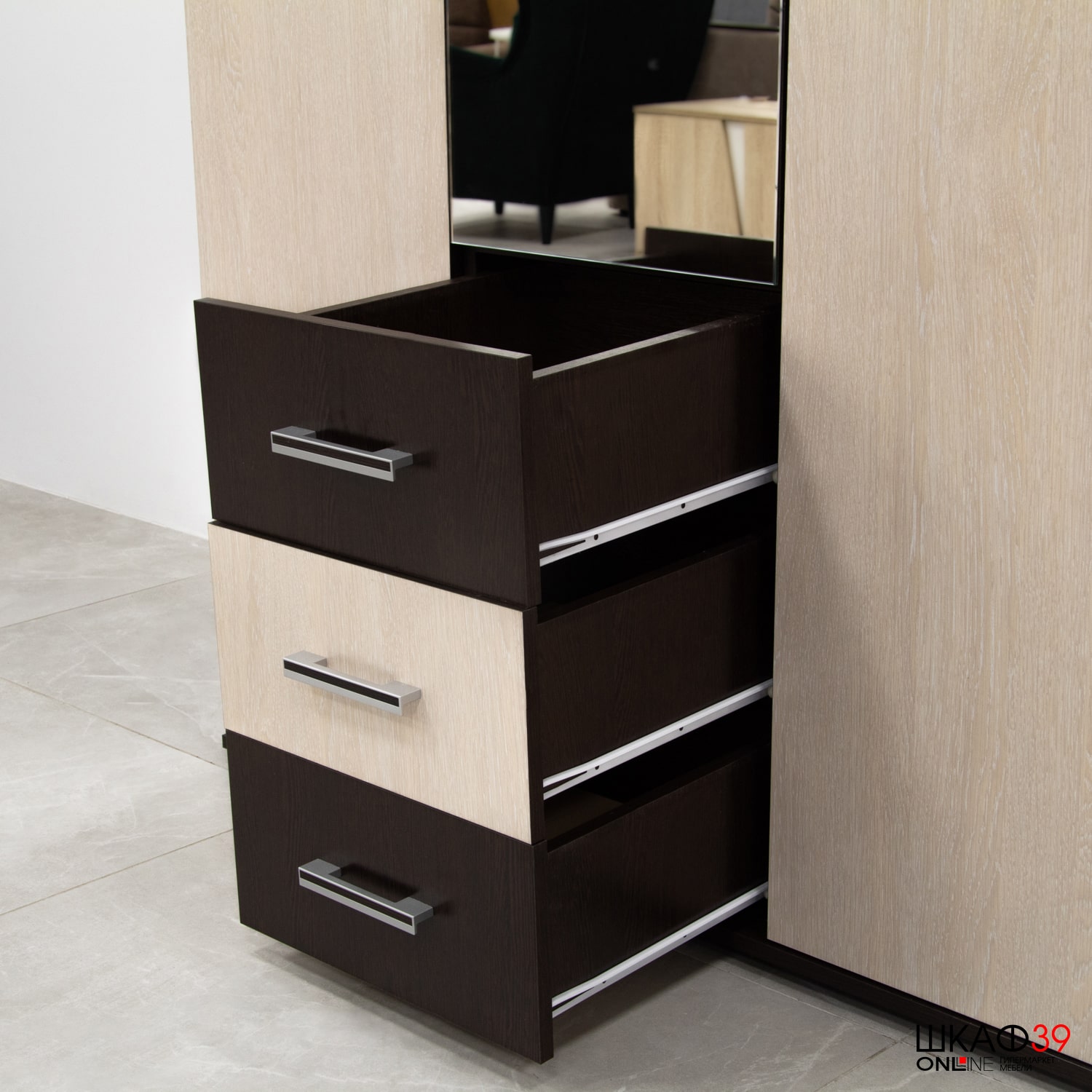 Шкаф 3-х дверный Белла, венге