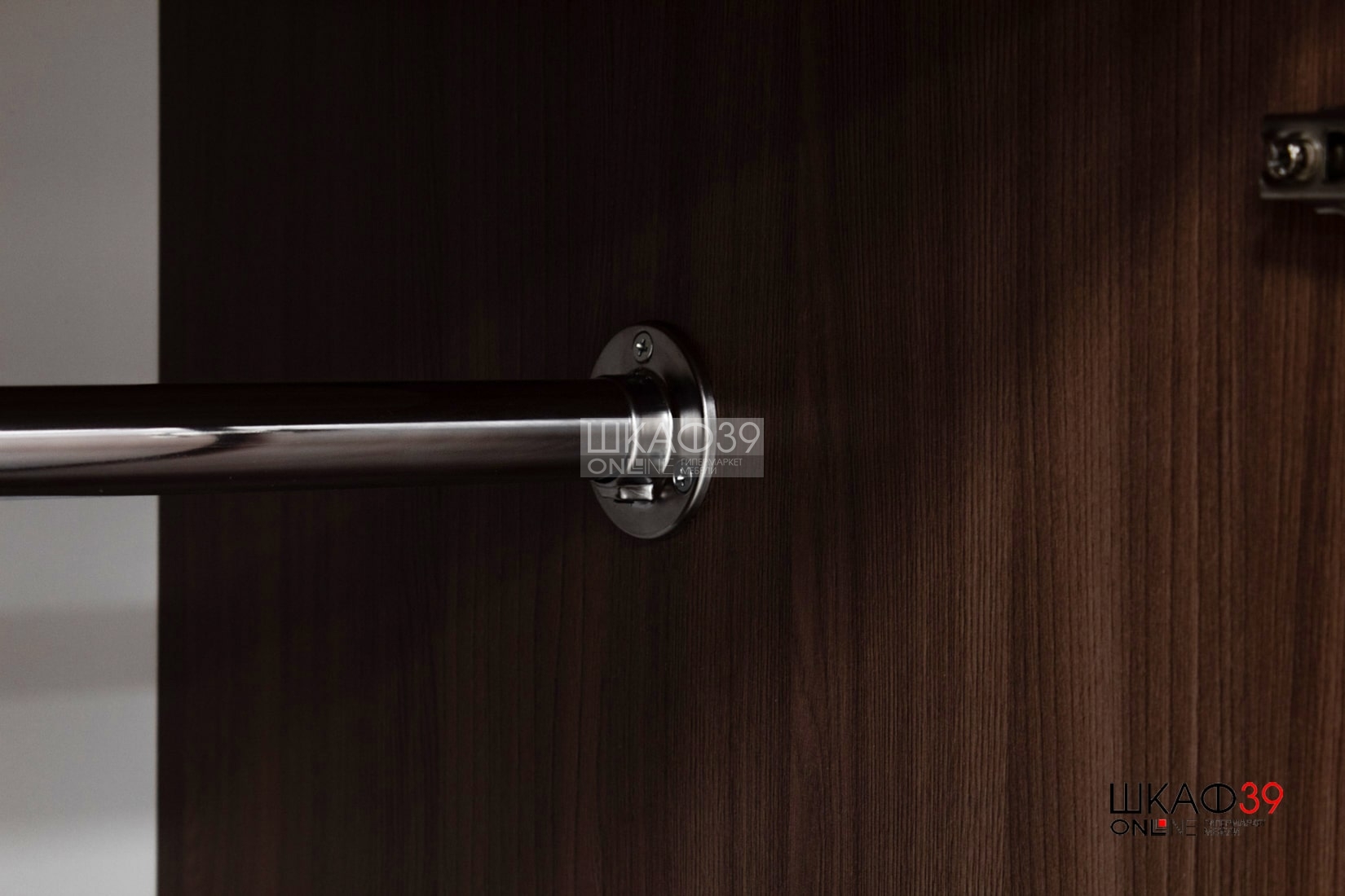 Шкаф 2-х ств. с перегородкой ясень шимо