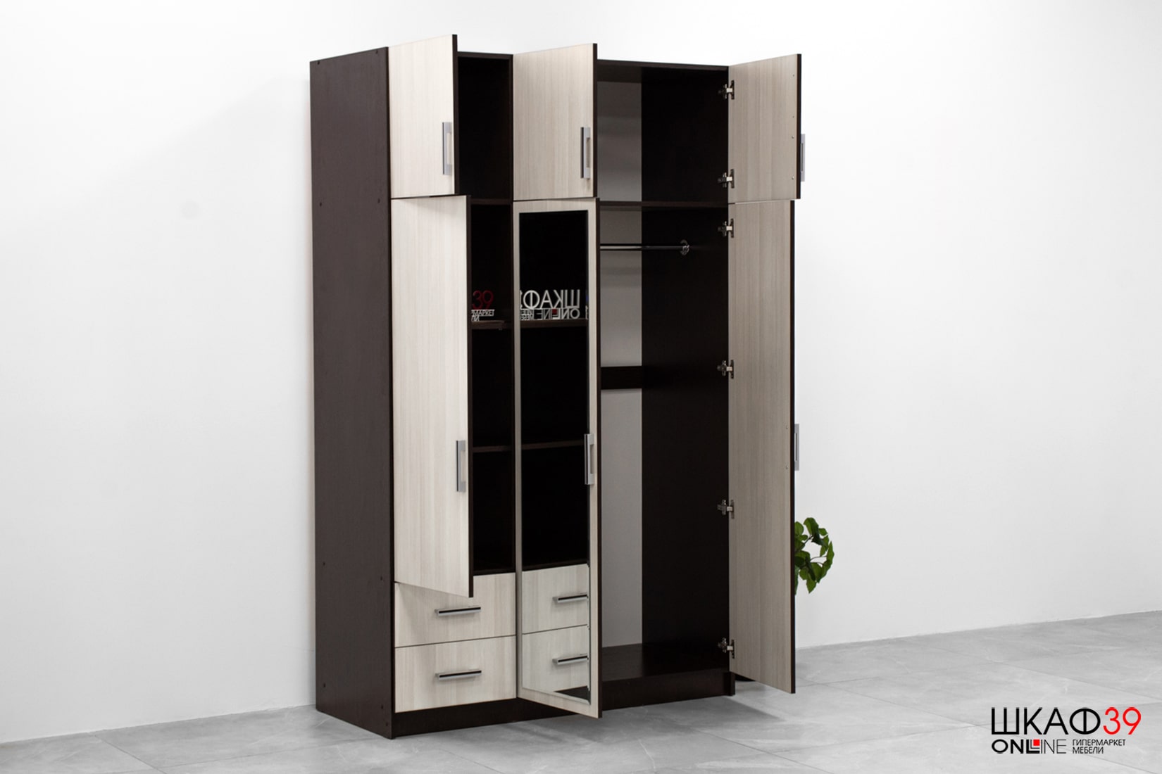 Шкаф 3-х створчатый с ящиками BTS, венге