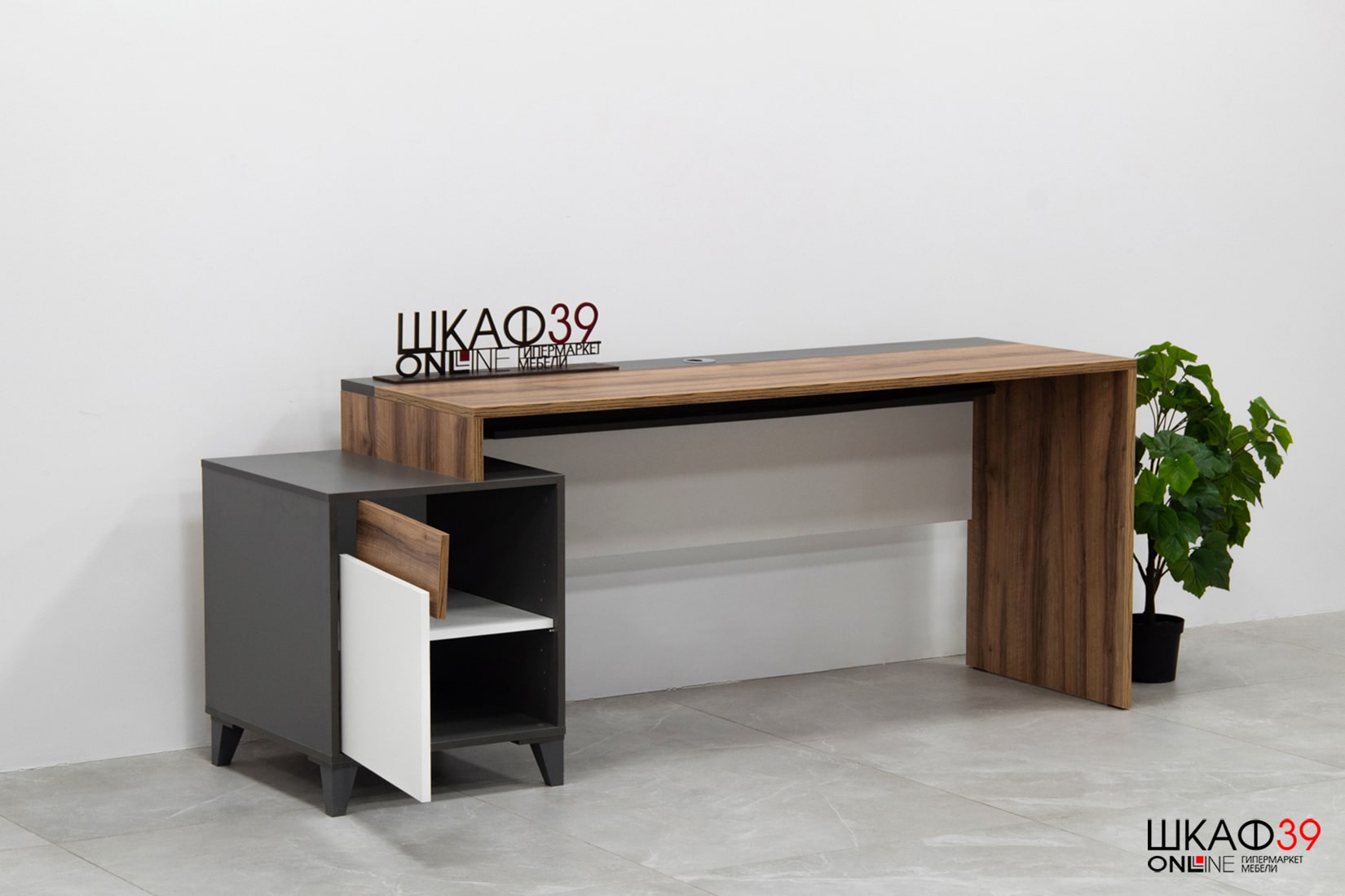 Гринвич 3+4 Стол письменный с тумбой