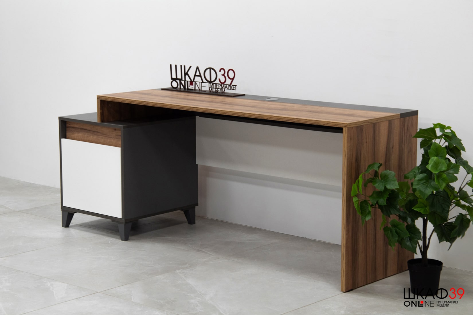 Гринвич 3+4 Стол письменный с тумбой