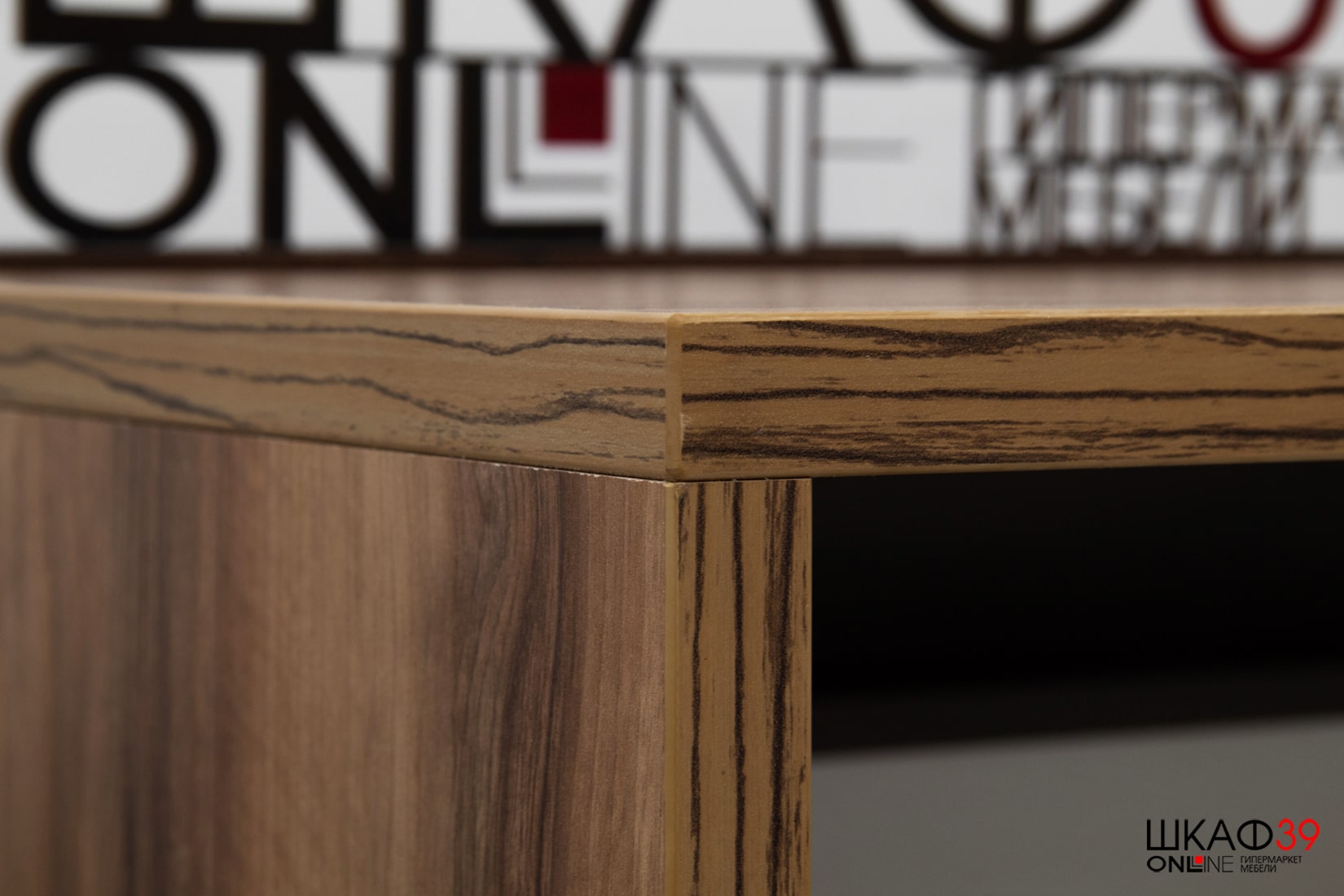 Гринвич 3+4 Стол письменный с тумбой