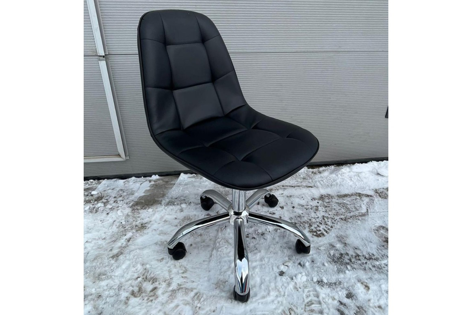 J-623 Кресло офисное Чёрный