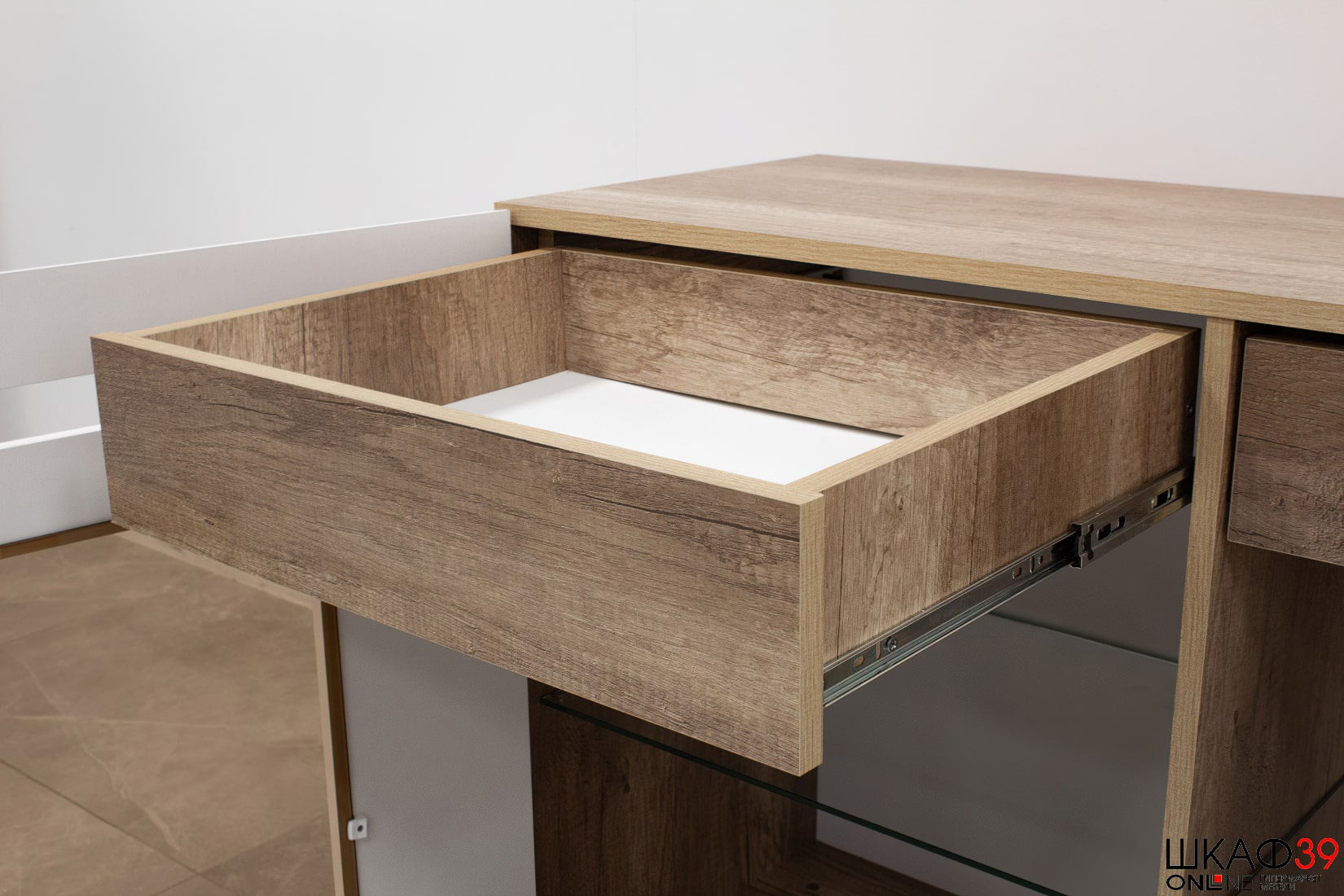 Комод длинный Наоми КМ-10, белый глянец