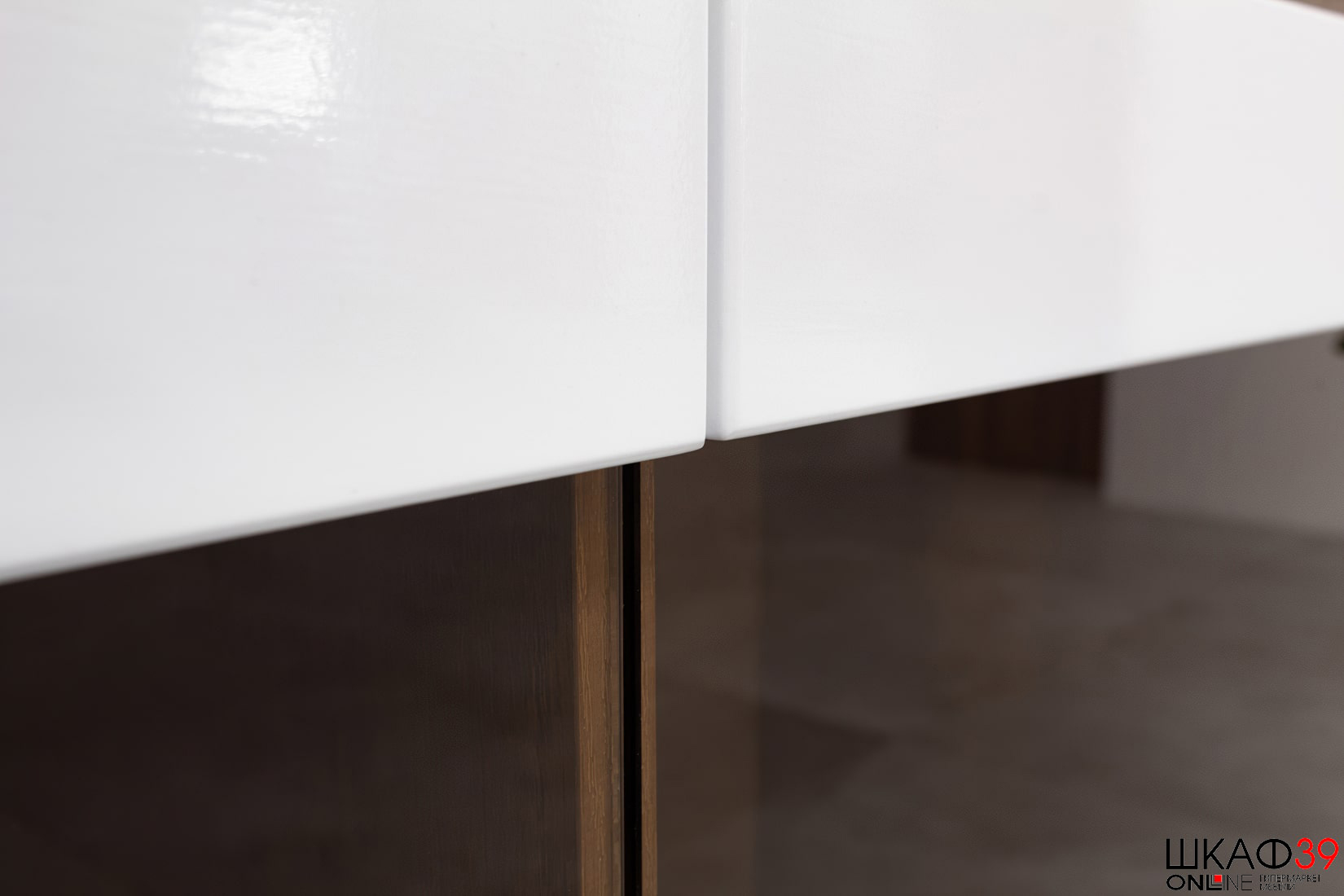 Комод длинный Наоми КМ-10, белый глянец