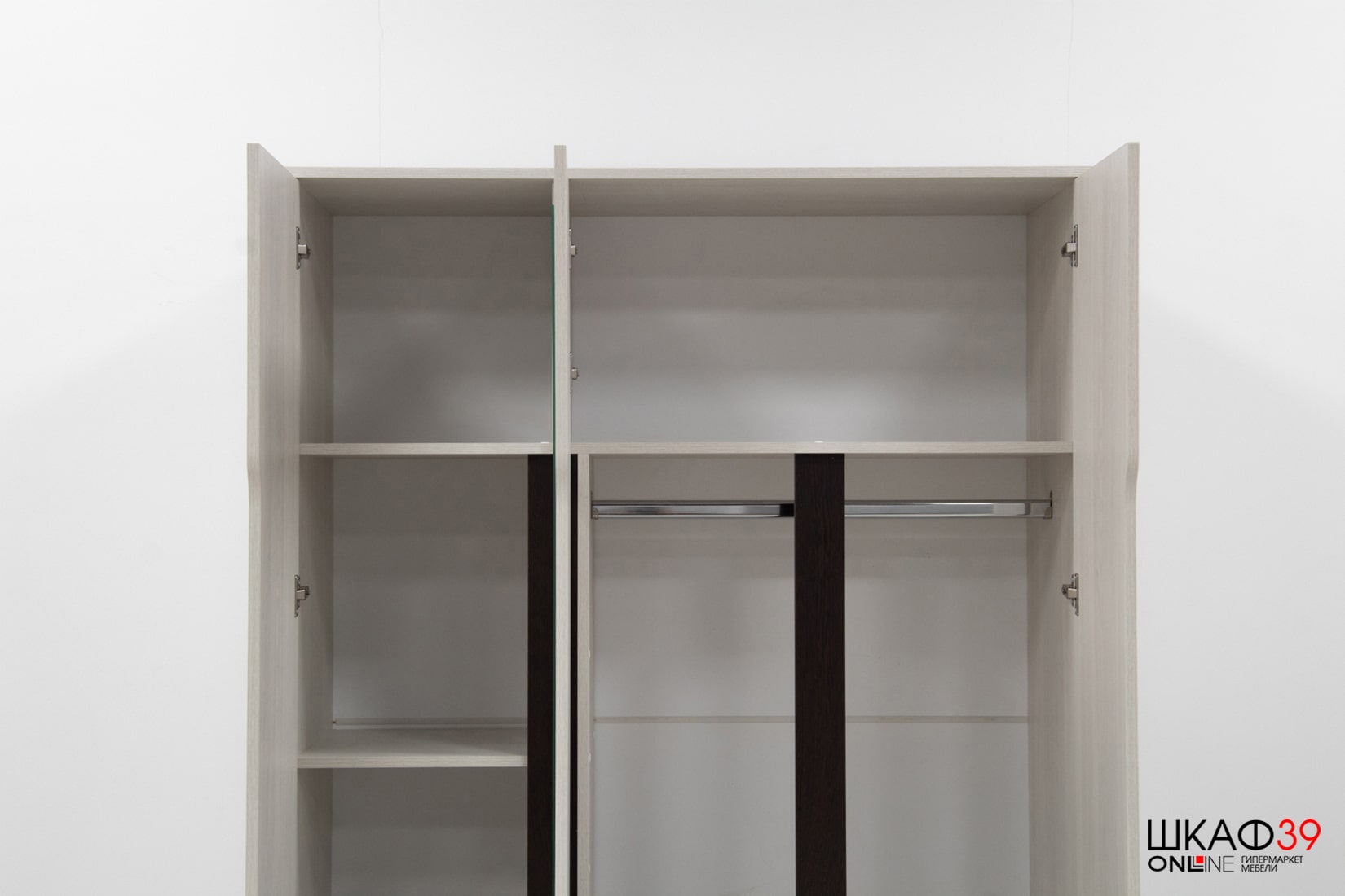 Валенсия Шкаф 3-х створчатый ШК 013 с ящиками анкор