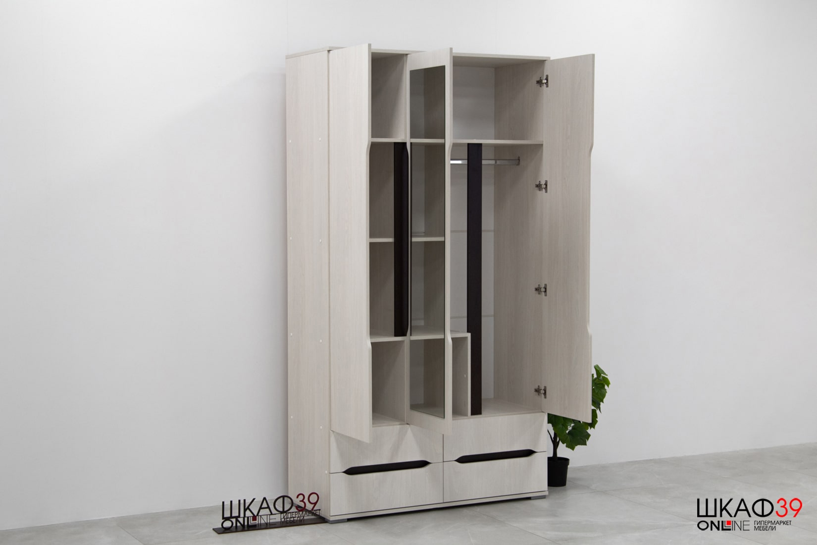 Валенсия Шкаф 3-х створчатый ШК 013 с ящиками анкор