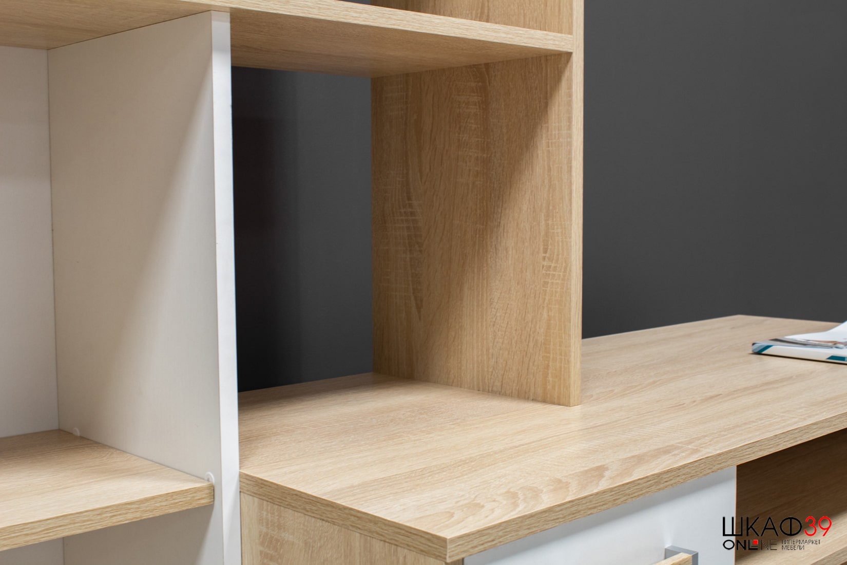 Стол компьютерный Квартет-8, дуб сонома/белый