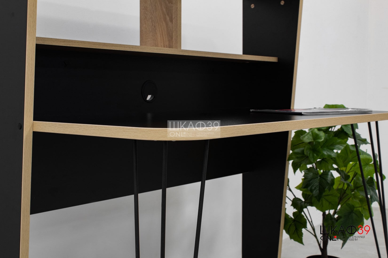 Базис-3 Стол компьютерный 12.67 Черный/Дуб сонома