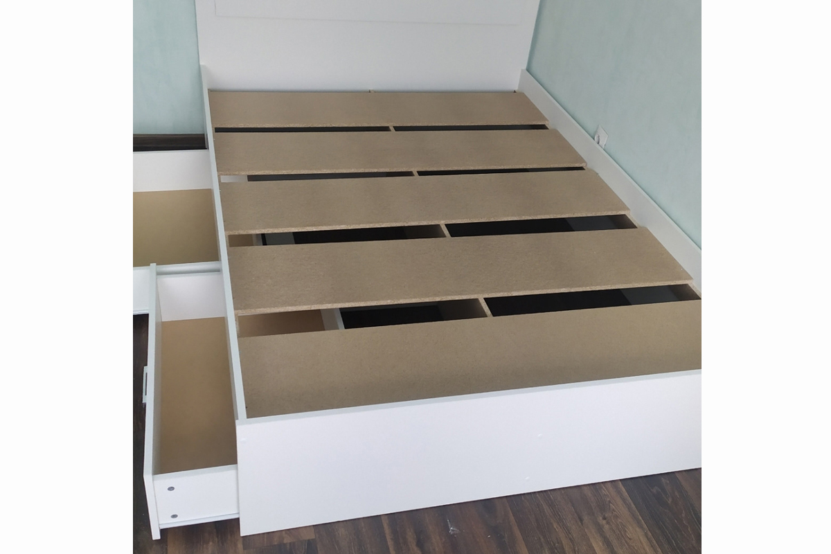 Жаклин Кровать с ящиками 140х200 см. Белый с ДСП настилом