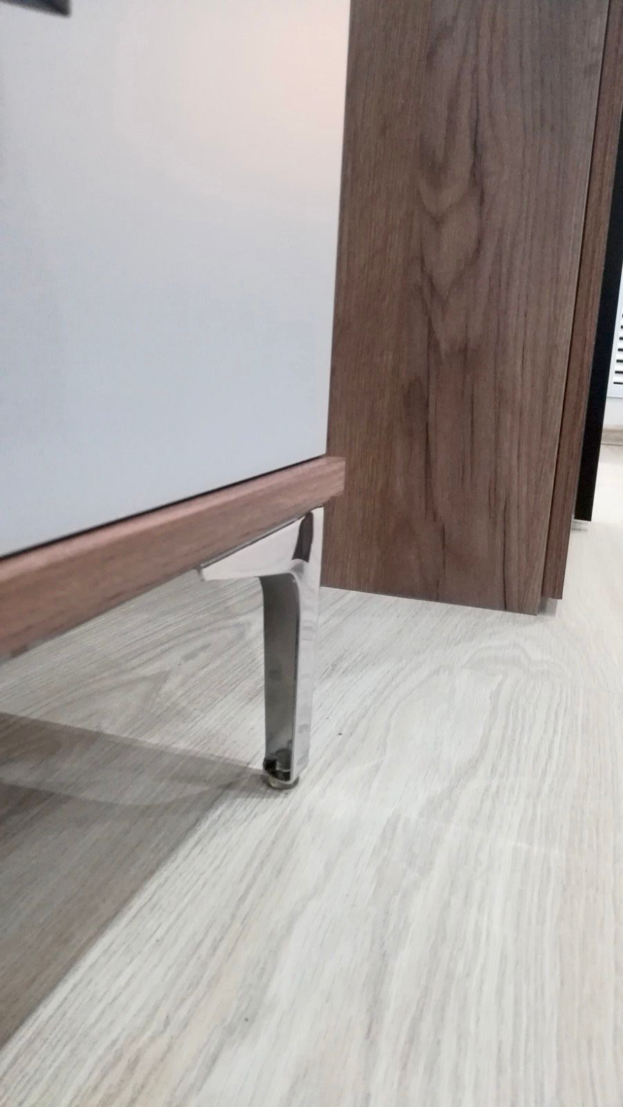 Комод высокий Кара 3