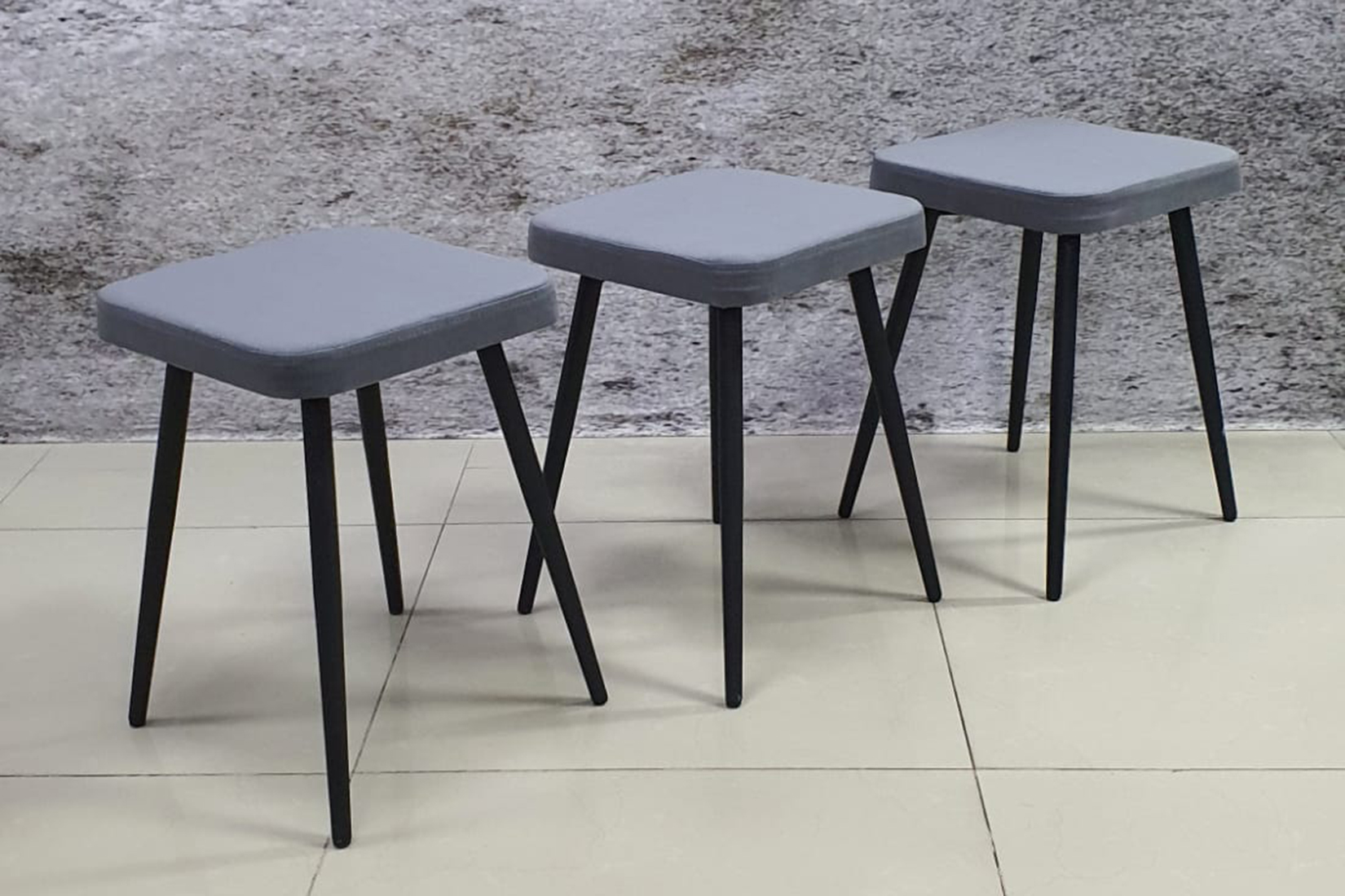 Хоби квадрат Табурет велюр velutto 32 серый/черный конус