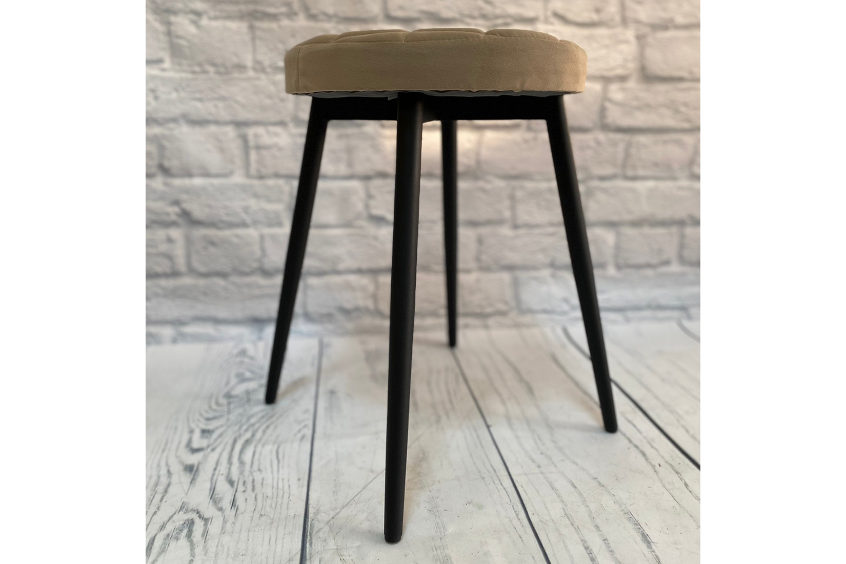 Хоби круг Табурет с прострочкой велюр velutto 05 кремовый/черный конус