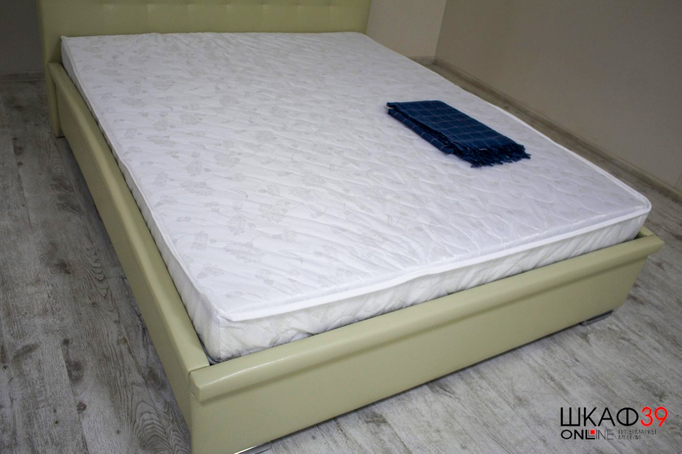 Зарина спальня