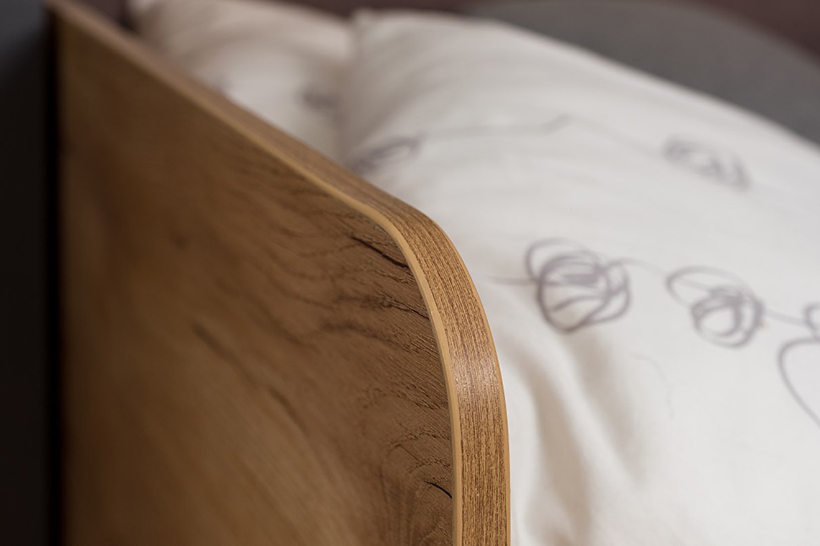 Лойс Молодежная комната Дуб золотистый/Графит/Белый