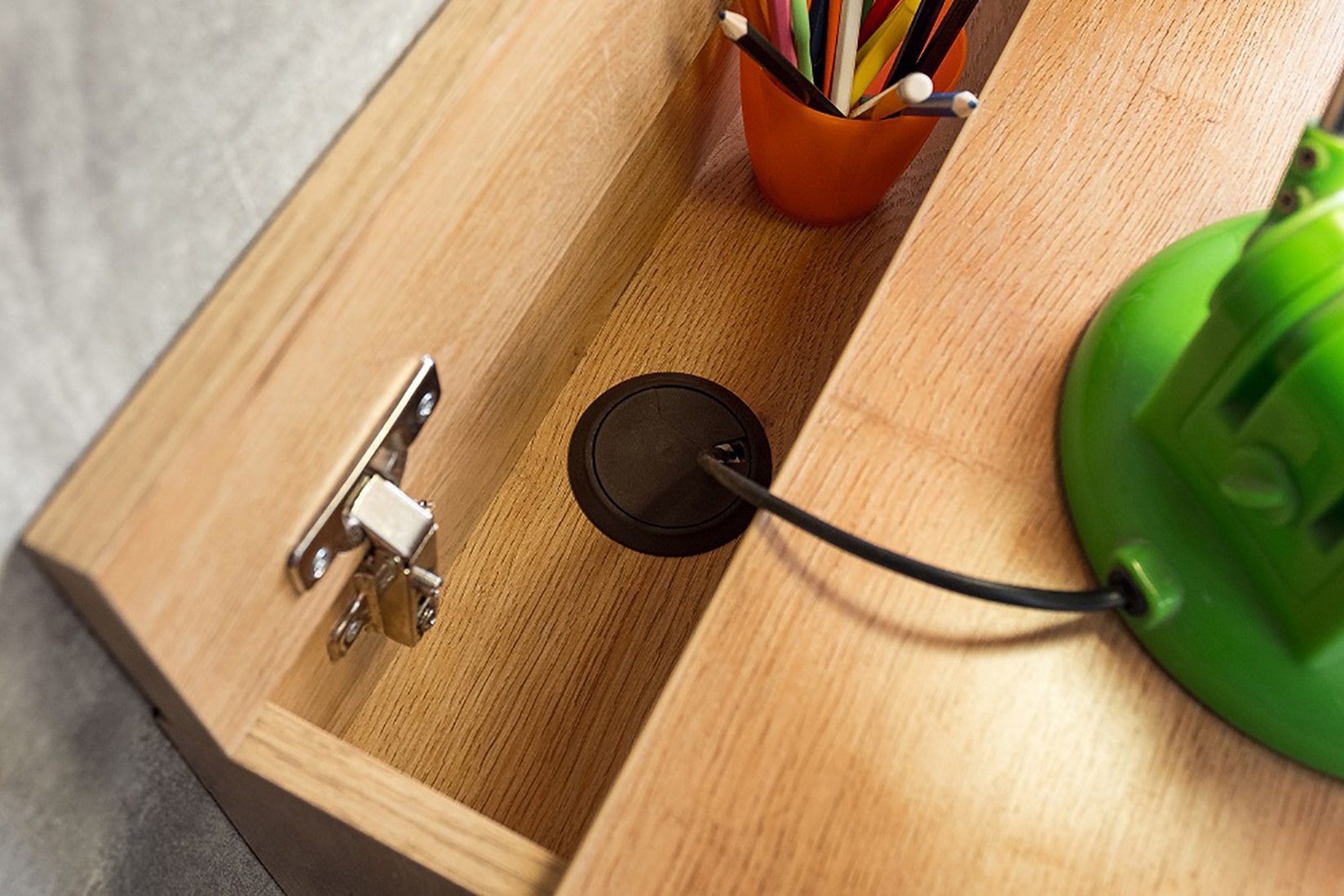 Лойс Молодежная комната Дуб золотистый/Графит/Белый