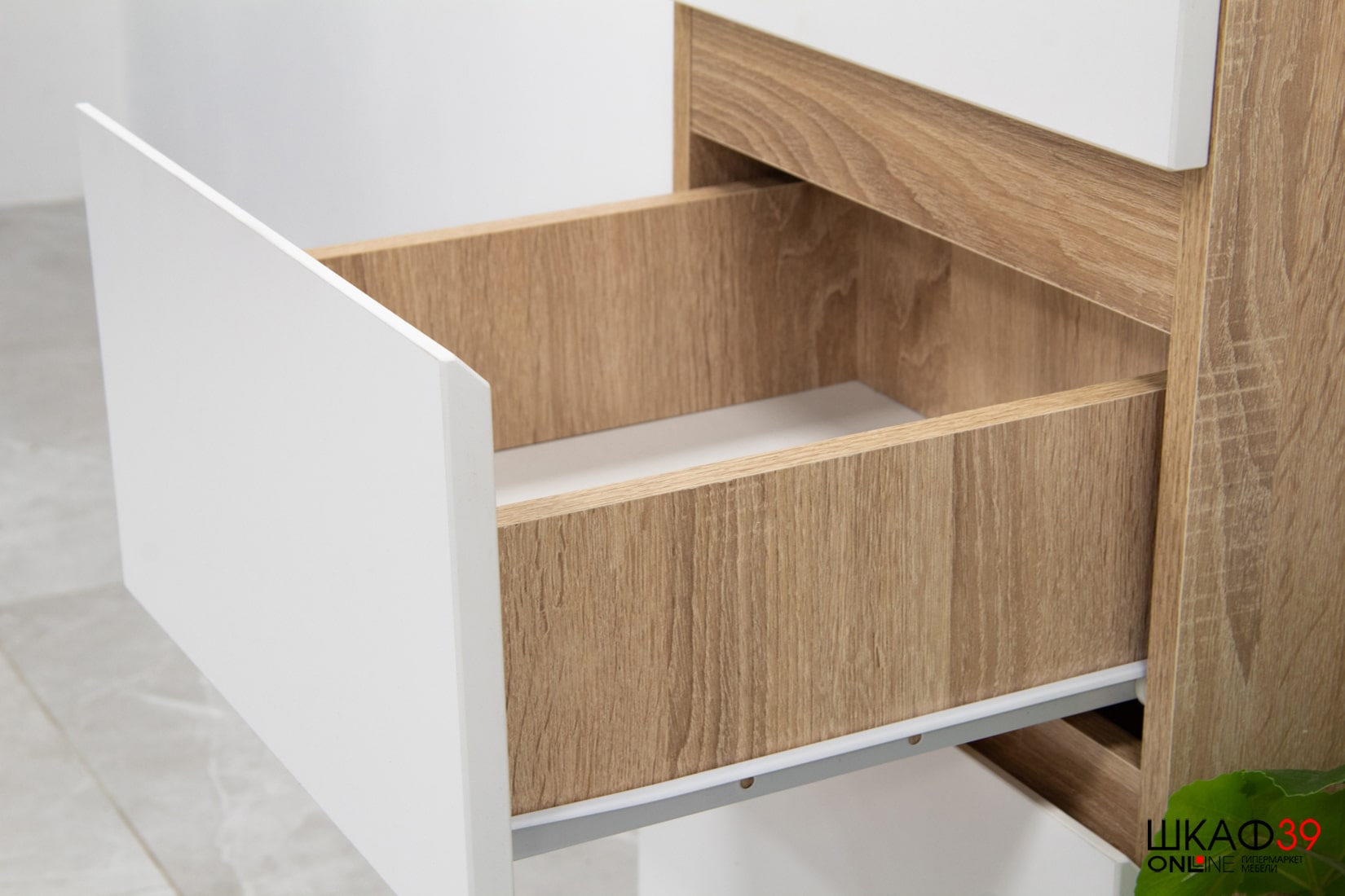 Комод Т-4Р, цвет сонома/белый