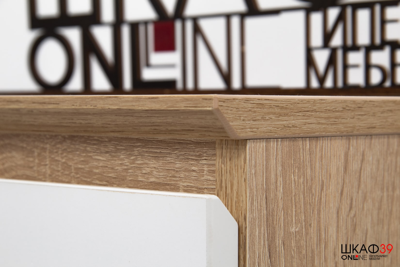 Комод Т-4Р, цвет сонома/белый
