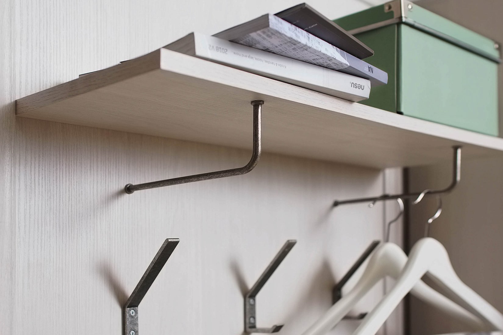 Paola прихожая модульная Ясень Анкор светлый