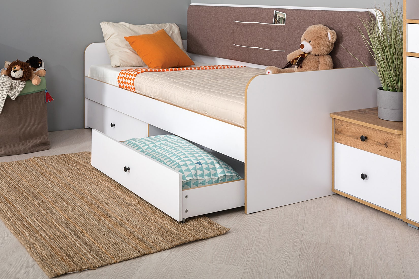 Вуди молодёжная комната Белый премиум/Дуб крафт золотой/Саванна латте