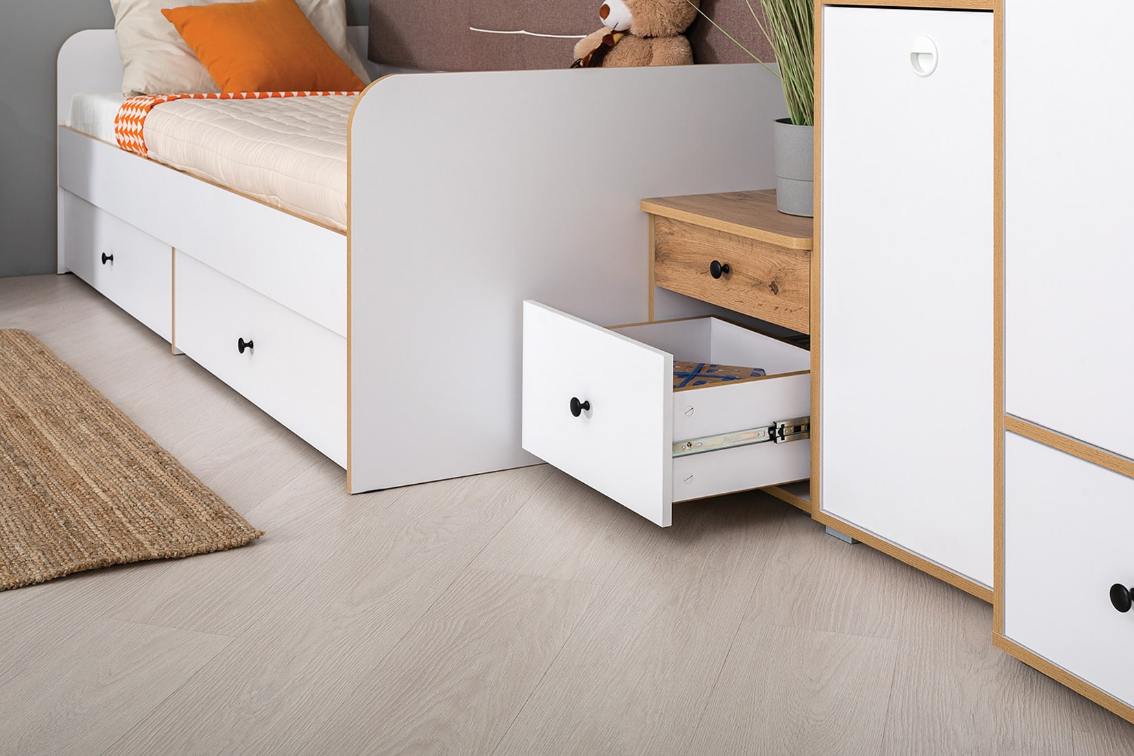 Вуди молодёжная комната Белый премиум/Дуб крафт золотой/Саванна латте