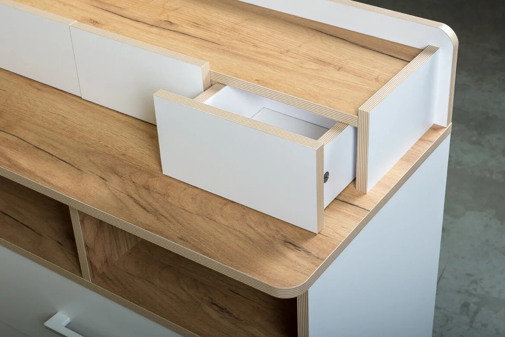 Вуди молодёжная комната Белый премиум/Дуб крафт золотой/Саванна латте