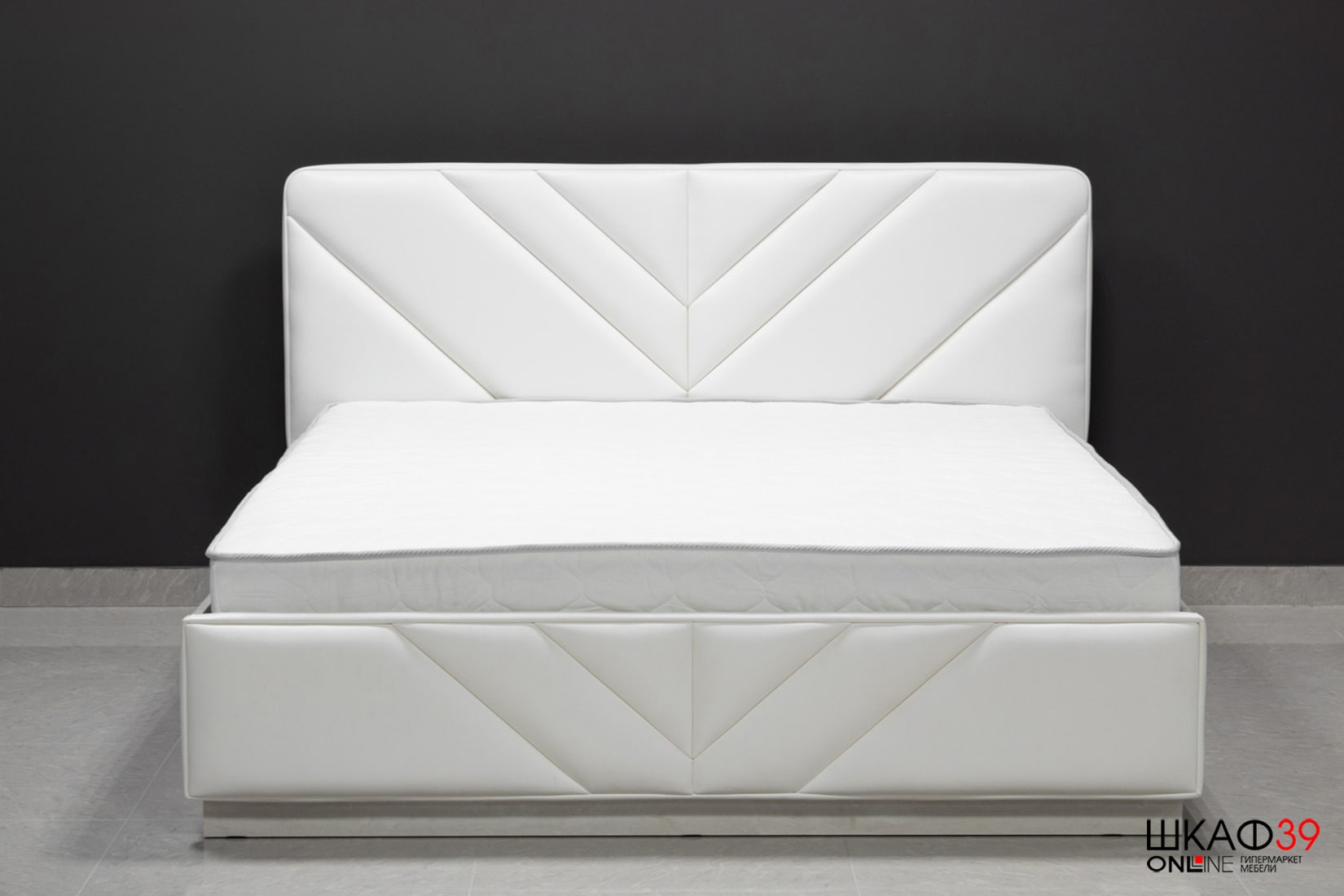 Амели Кровать 180х200 см. с ортопедическим основанием  искусственная кожа