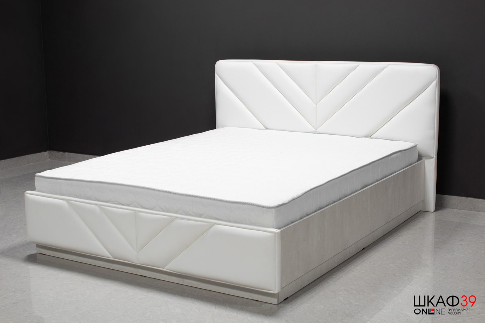 Амели Кровать 180х200 см. с ортопедическим основанием  искусственная кожа