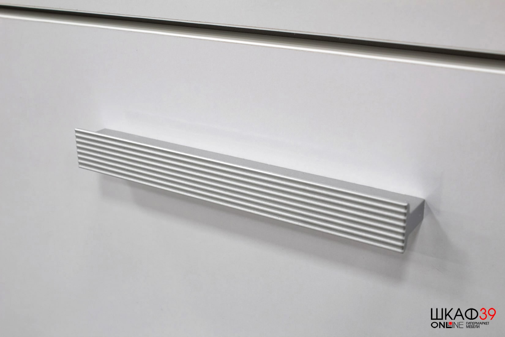 Комод Инстайл КМ-03, бетон/белый