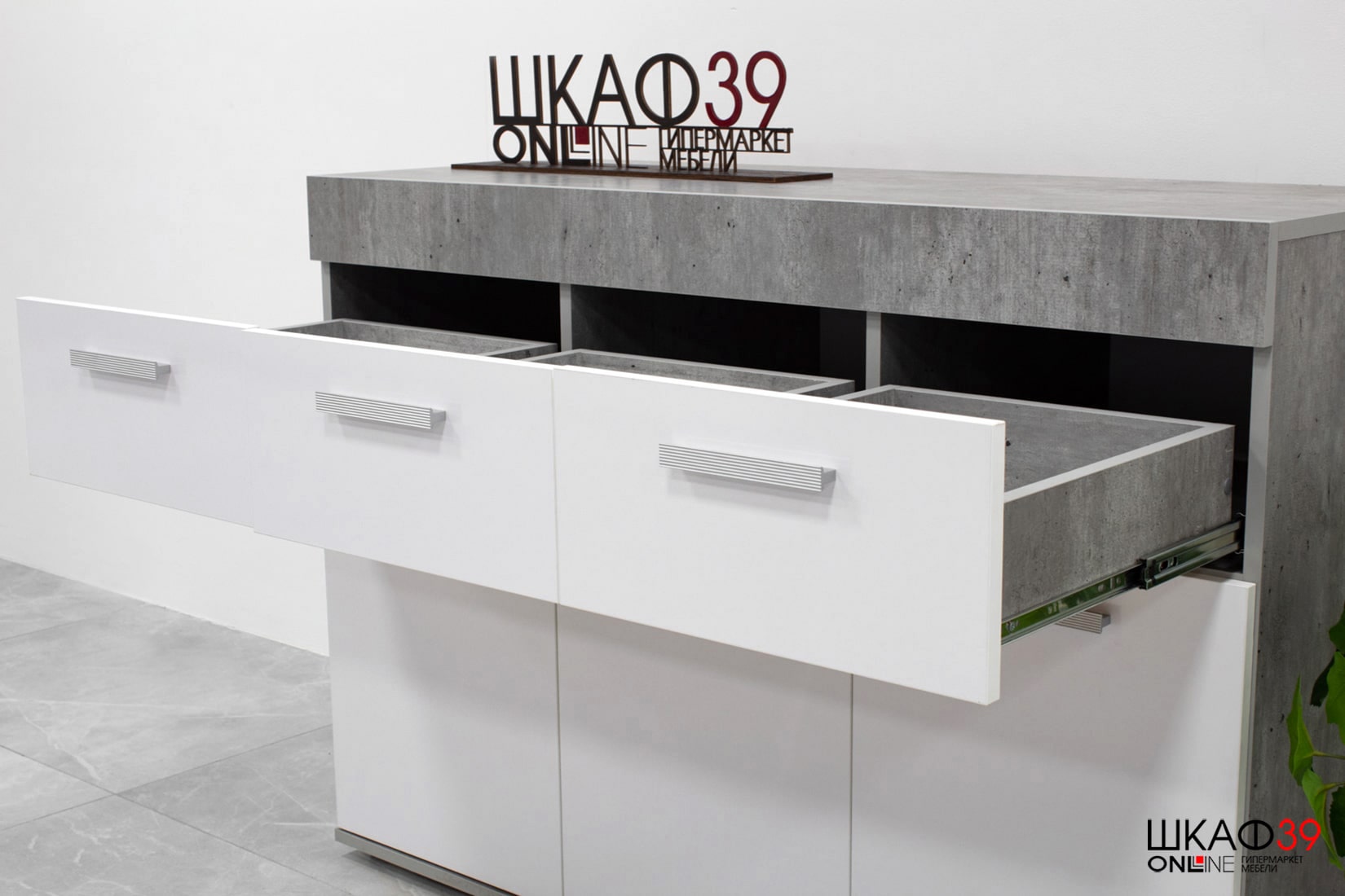 Комод Инстайл КМ-03, бетон/белый