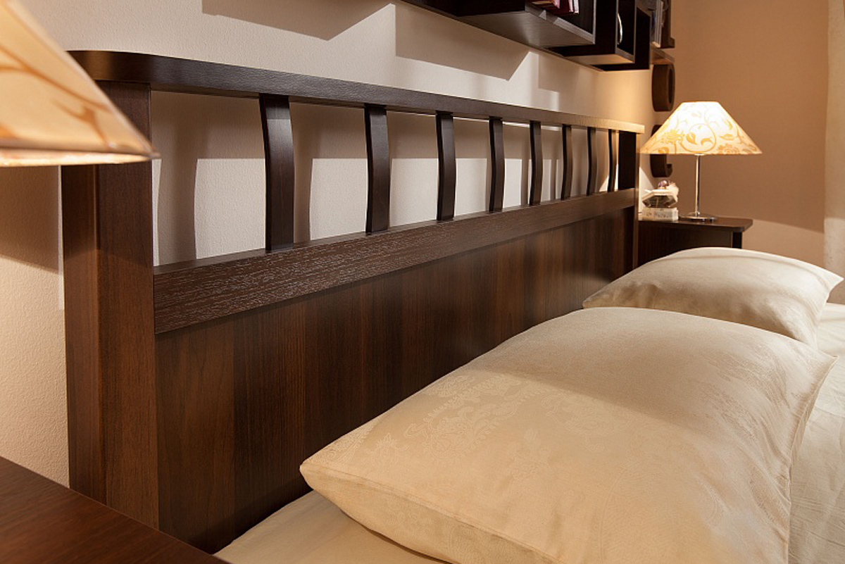 Кровать с ортопедическим основанием (металл) Sherlock 48 Люкс 140х200, орех