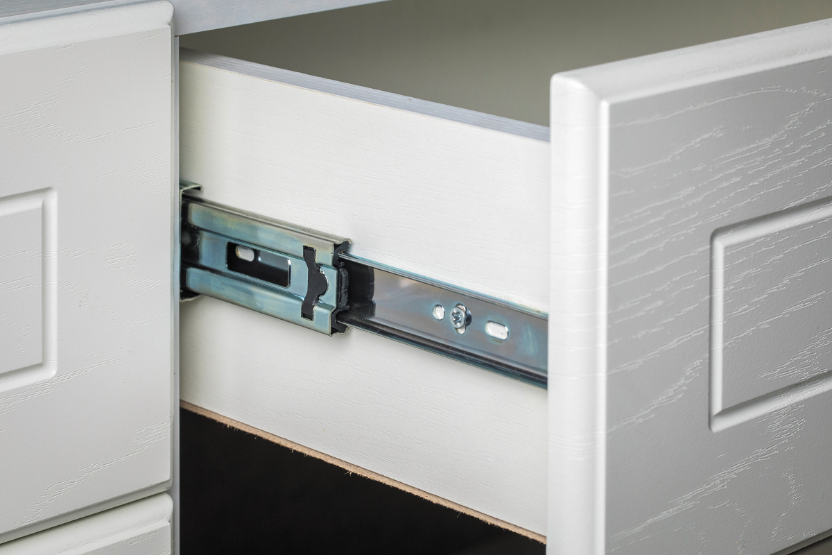 Ливерпуль № 2 Прихожая Ясень ваниль/белый