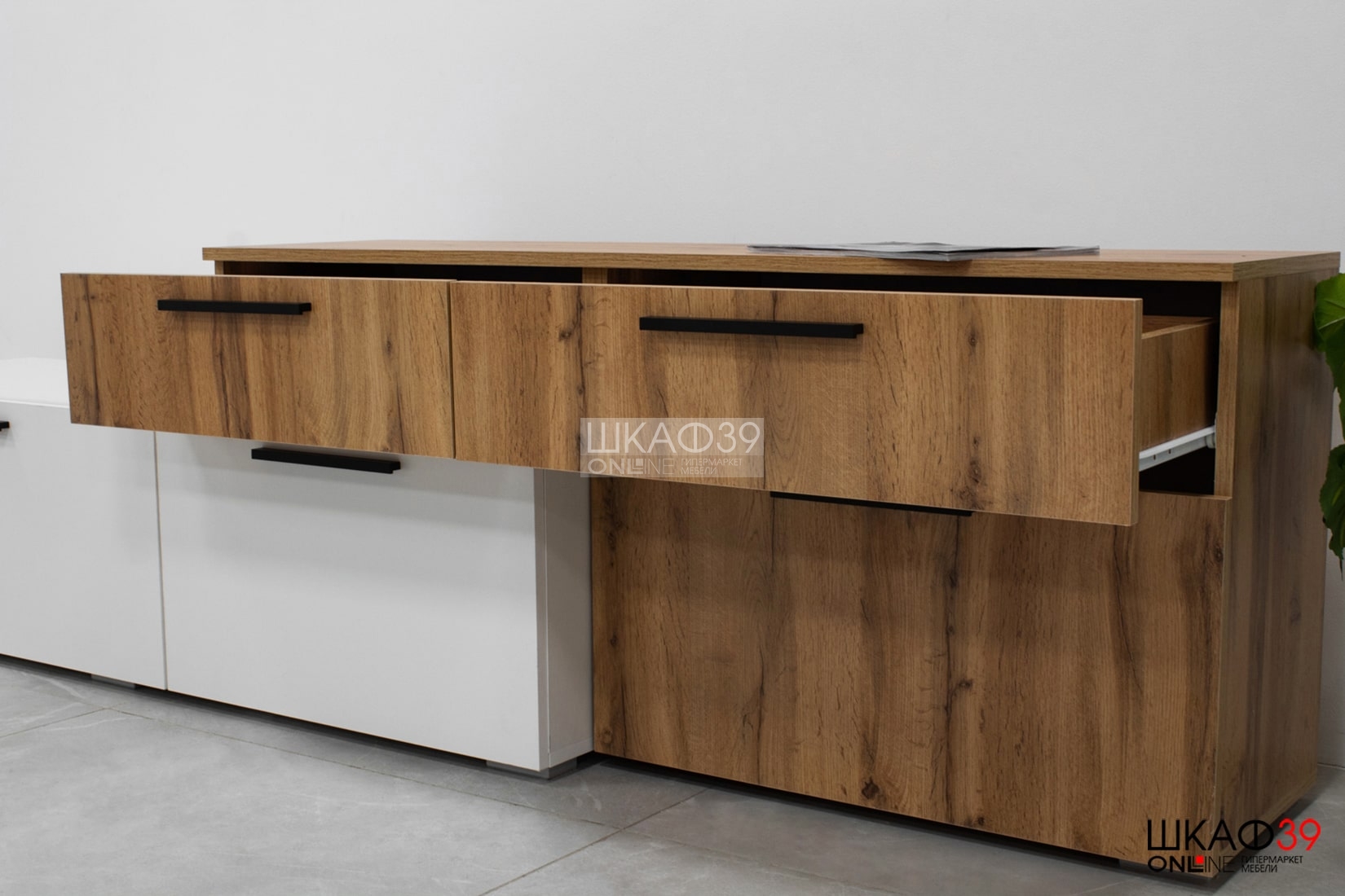 Альберо Тумба ТВ белый/дуб вотан