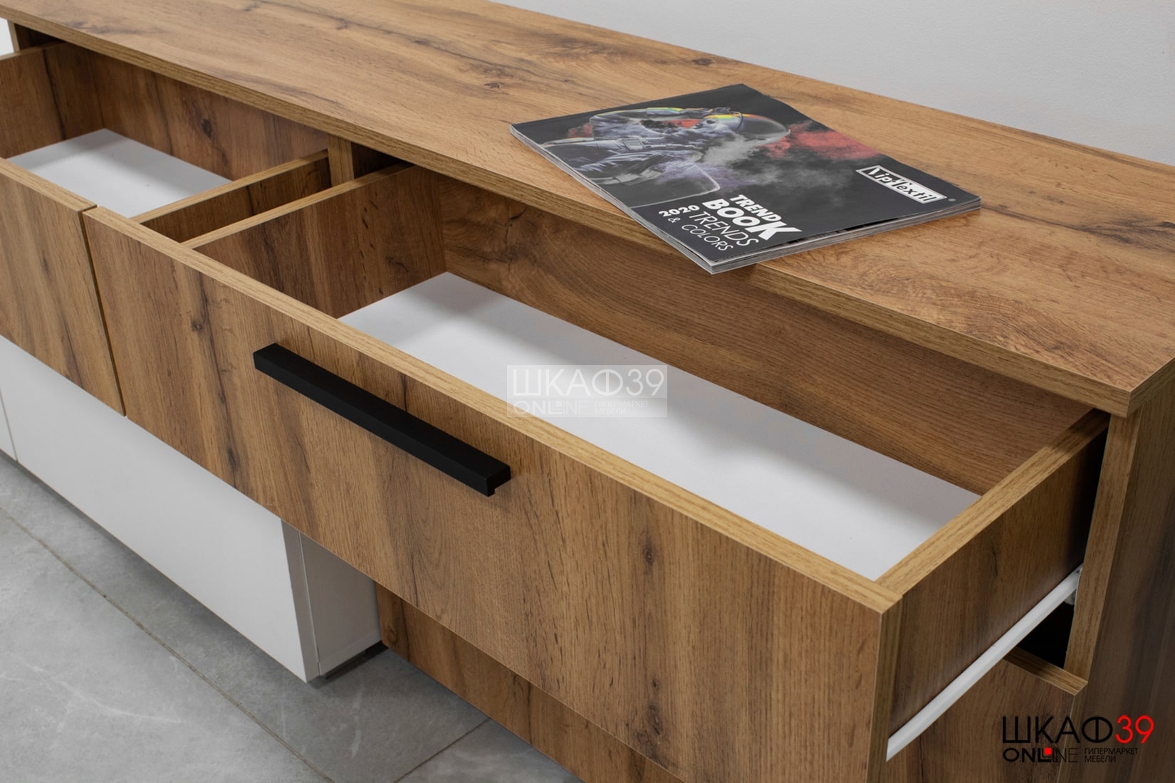 Альберо Тумба ТВ белый/дуб вотан